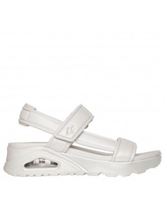 UNO SANDAL BASICALLY PRETTY...